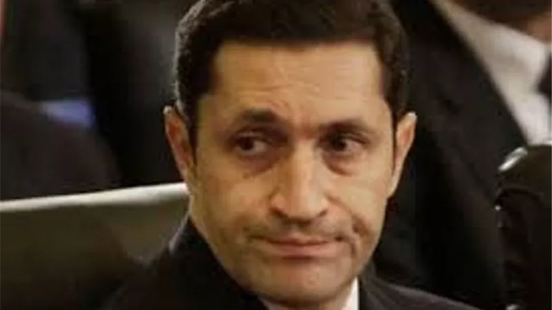 عمرو أديب: علاء مبارك رد سجون ومش على آخر الزمن هيعلمنا الأخلاق
