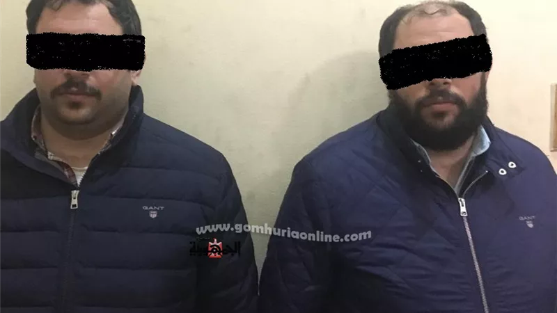 ثلاثة رجال اعمال توأم يستولون على 55 الف دولار من حساب شقيقهم الرابع