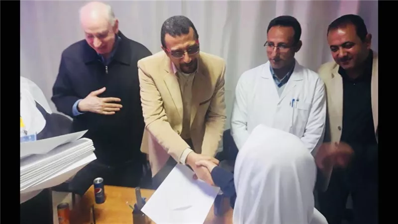 د. شوكة يفتتح تجهيز وحدة العزل بقسم الاطفال المبتسرين