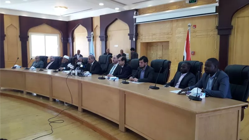 رئيس جامعه الأزهر يوجه بالحوار مع الطلاب لتحصينهم من الأفكار المتطرفة