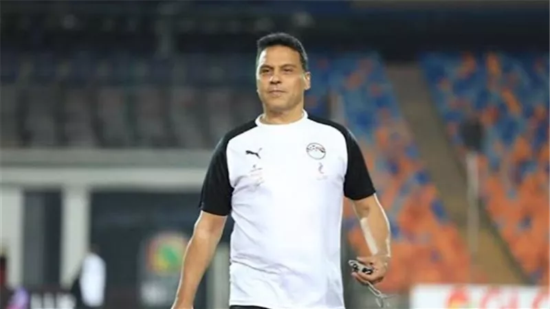 البدري يجتمع بجهاز المنتخب بعد مؤجلات الدوري