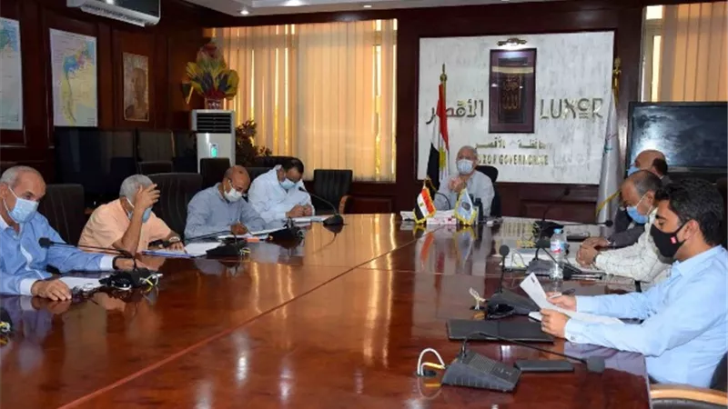 محافظ الأقصر يطالب بسرعة التصالح في مخالفات البناء
