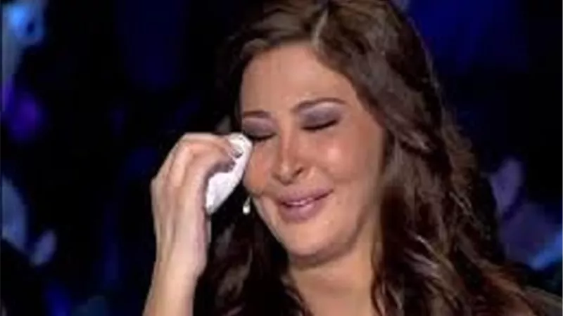 سرقوا أحلامنا.. إليسا تفتح النار على البنك الدولي.. لهذا السبب