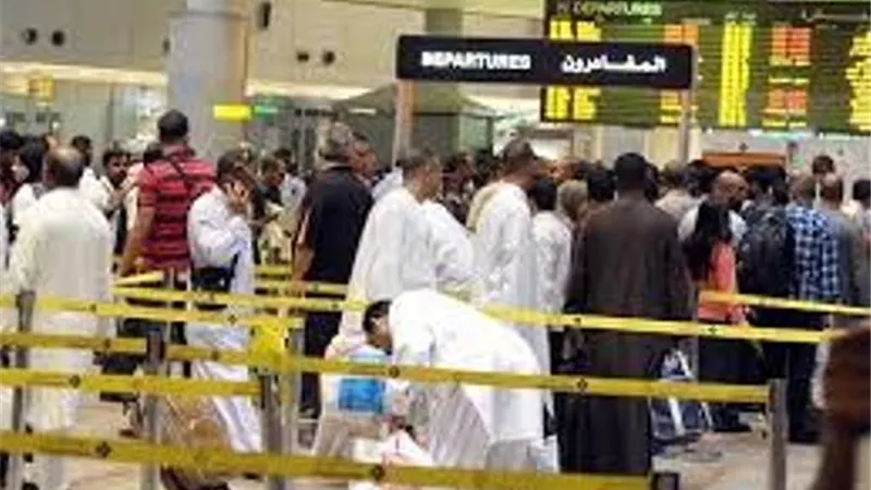 الكويت تحدد شروط عودة الوافدين من الخارج