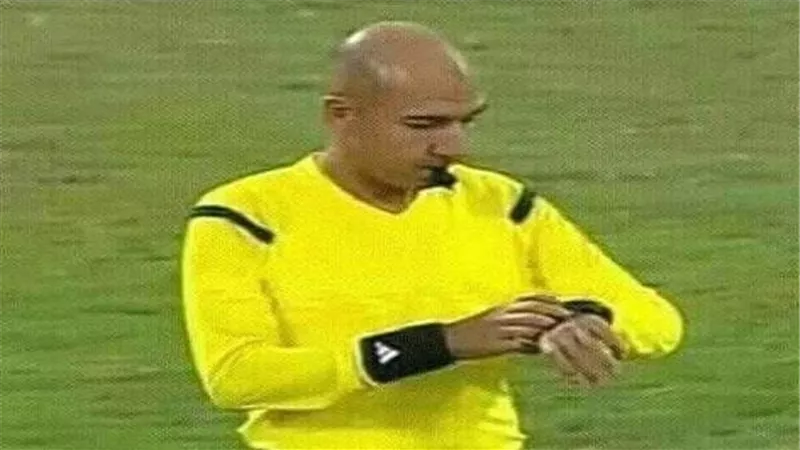 مفاجأة.. الحكم محمد عادل يعترف بصحة ضربة جزاء للمصرى أمام الزمالك