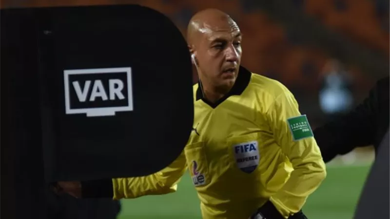 المصري بعد الهزيمة من الزمالك: خاطبنا اتحاد الكرة لمنع محمد عادل من إدارة مبارياتنا