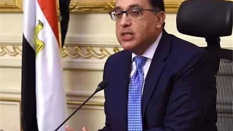 رئيس مجلس الوزراء يتفقد جهود منظومة الشكاوى الحكومية