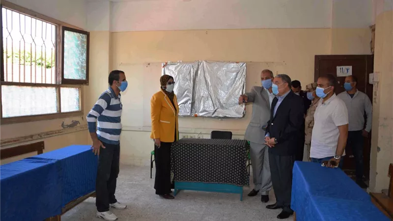محافظ المنيا يطمئن على استعدادات لجان الشيوخ