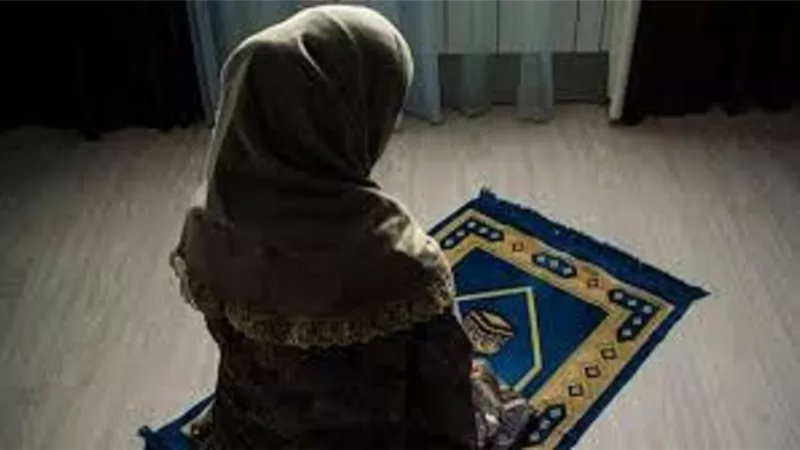 سورتان تستحب قراءتهما في صلاة الاستخارة