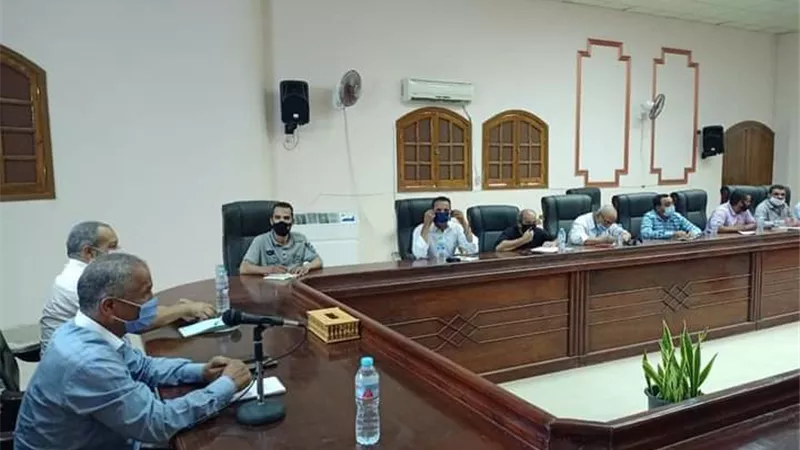 مركز الداخلة يعلن جاهزية لجان إنتخابات الشيوخ وتأمين الناخبين بالوادى الجديد.صور
