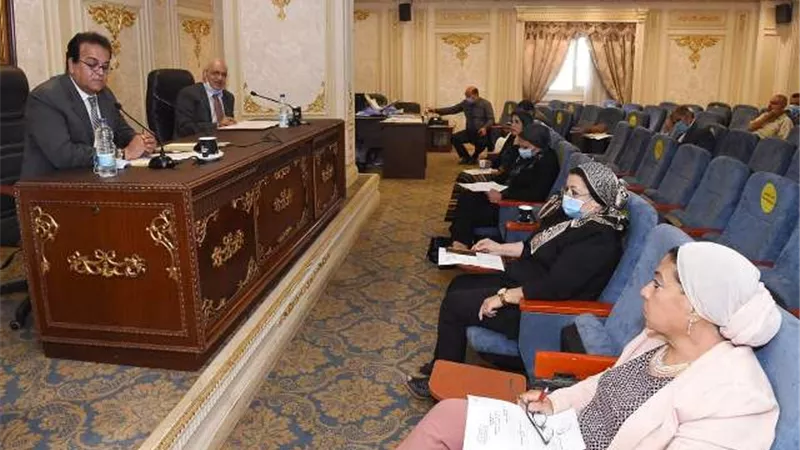 عبد الغفار: تم التصديق على جامعة أهلية في شرق السويس وأخرى في الإسماعيلية