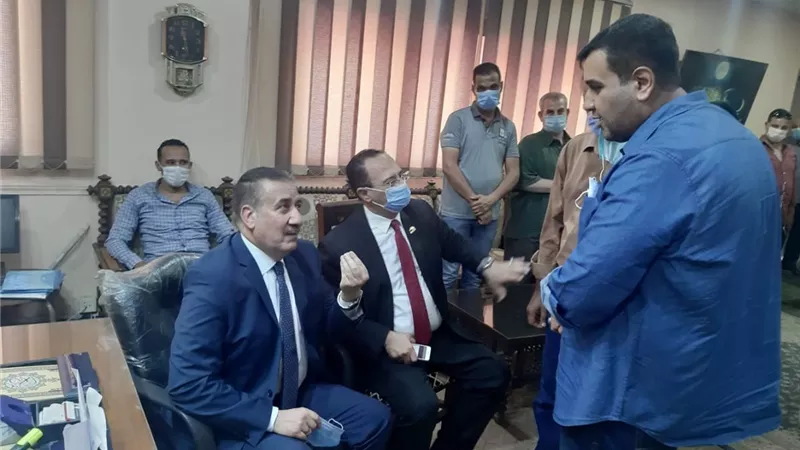 محافظ المنوفية ورئيس لجنة النقل يشهدان تنفيذ إنشاء كوبرى علوى قويسنا على السكة الحديد .. صــور