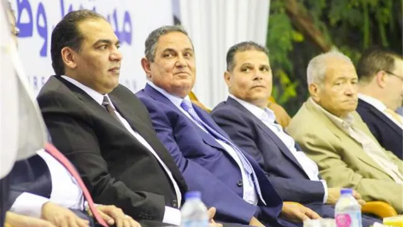 عائلة الخشن تستضيف المؤتمر الشعبى لتأييد قائمة مستقبل وطن لمجلس الشيوخ فى مركز اشمون.. صور