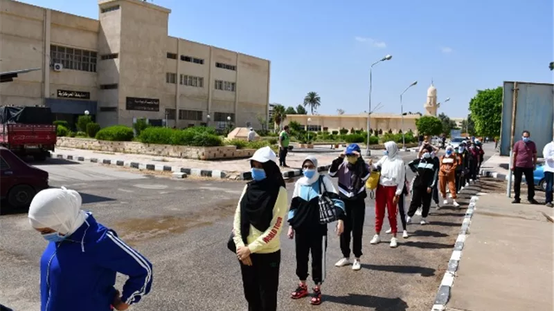 ١١٢ طالب أدوا إختبارات القدرات بتربية رياضية قناة السويس .صور
