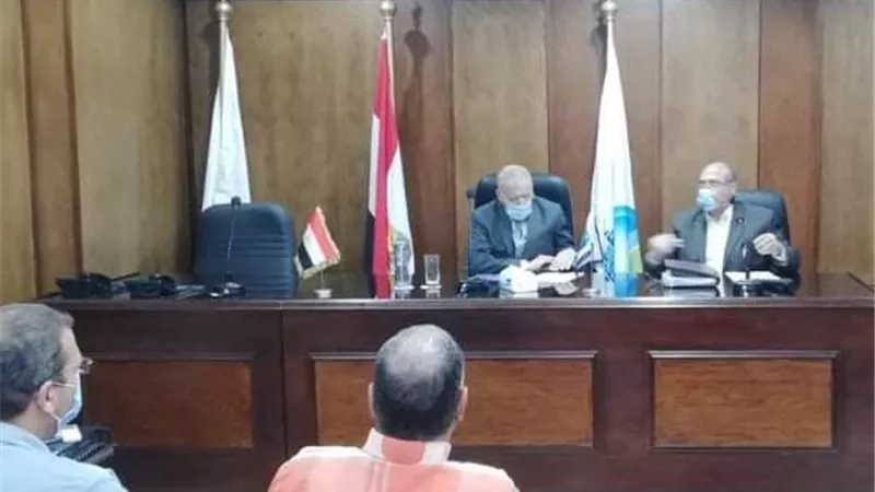 مجاهد يعقد اجتماعا لمناقشة الإستعداد لانتخابات الشيوخ