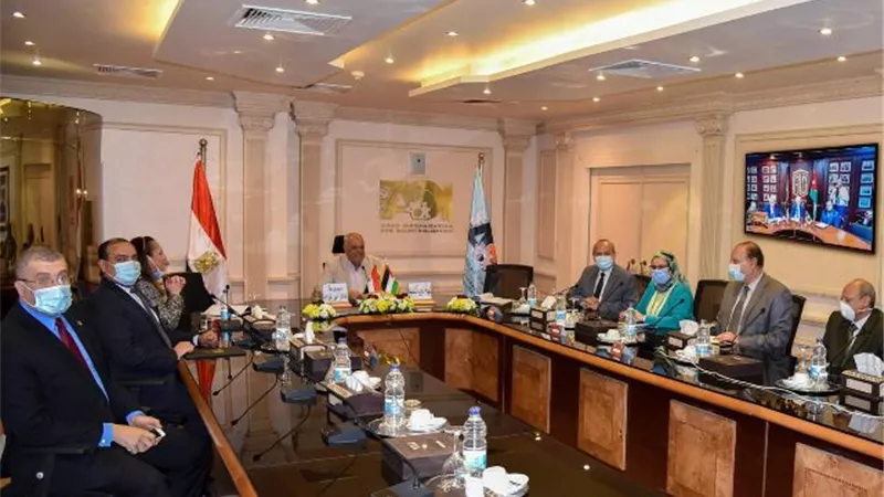 التراس يشهد توقيع عقد للتصنيع المشترك لأجهزة التابلت واللاب توب بالتعاون مع مجموعة طلال أبو غزالة العالمية
