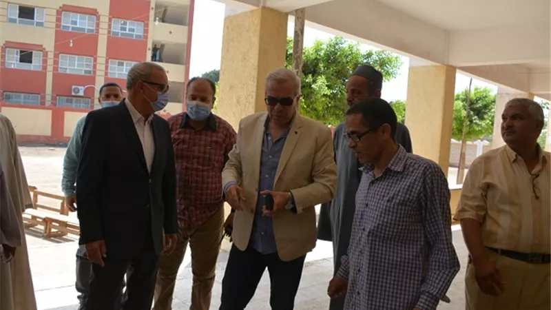 الهجان يتفقد مقر اللجان الانتخابية ببنها وطوخ وقها وحي شرق و غرب شبرا الخيمه