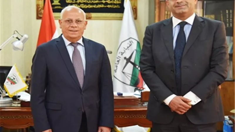 خوفا من تكرار مأساة مرفأ بيروت.. التخلص من الحاويات الخطرة بموانئ بورسعيد