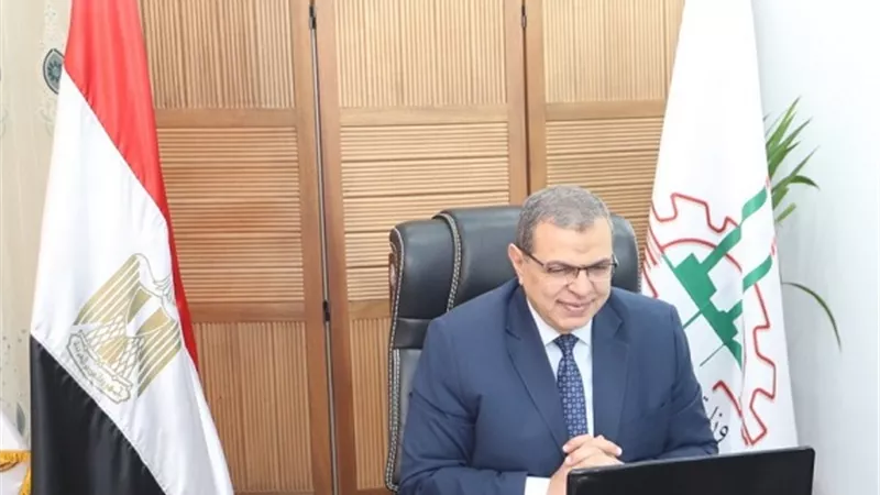 الحرمان من راتب 3 أشهر والعلاوة الدورية..للموظف المخالف للإجراءات الاحترازية بالسعودية