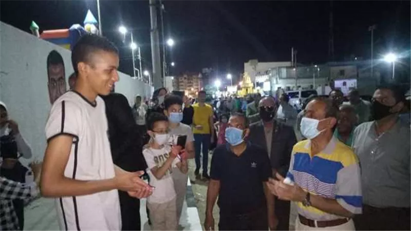 جداريات ولوحات فنية تجمل أسوار مراكز شباب الإسماعيلية .صور
