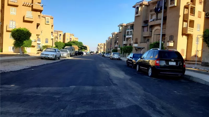 وزير الإسكان: جهاز الشروق ينتهى من رفع كفاءة الطرق وتنسيق الموقع