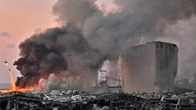 الجيش اللبناني : انتشال 5 جثث لضحايا انفجار مرفأ بيروت