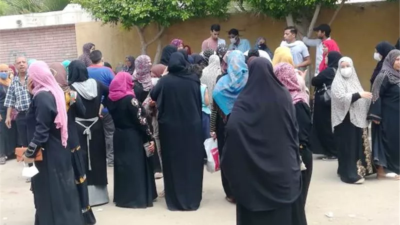 إقبال متوسط للناخبين بالقليوبية والنساء يتصدرن المشهد.. بالصور