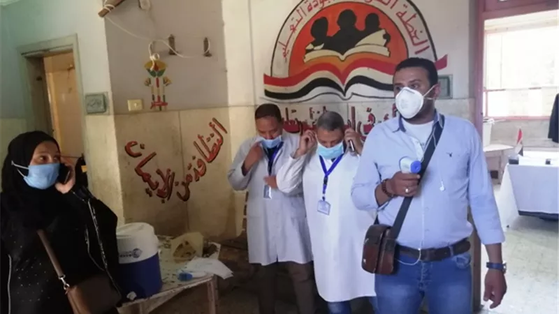 توافد الناخبين على لجان الاقتراع فى انتخابات الشيوخ فى أسيوط.. بالصور