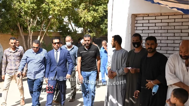 نائب المحافظ قنا يتابع سير العملية الانتخابية بقوص وقفط ونقاده