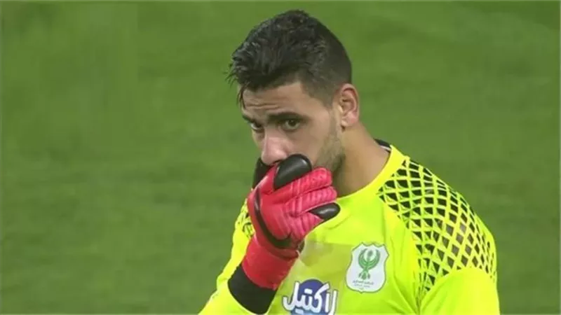 حارس المصرى يعلن اعتزاله بعد اتهامه بالتسبب فى اصابة زملاؤه بكورونا