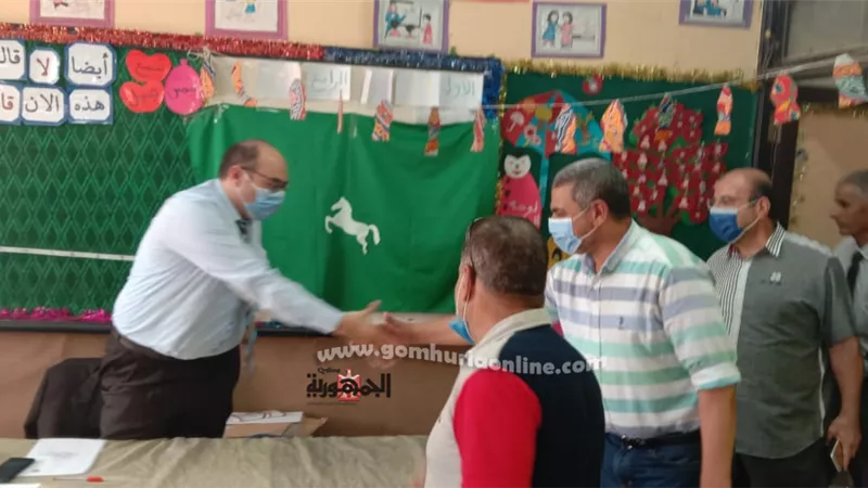 فتح لجان العاشر من رمضان في موعدها وبدء عملية التصويت لليوم الثاني في انتخابات مجلس الشيوخ