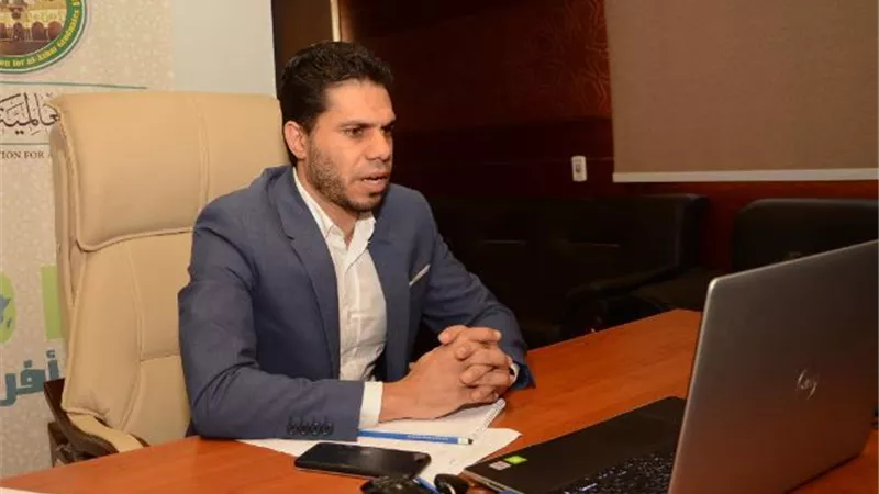 د. النجدى لأئمة تايلاند: التكامل بين العلوم النظرية والعلمية يوسع مدارك الداعية لفهم مقتضيات العصر