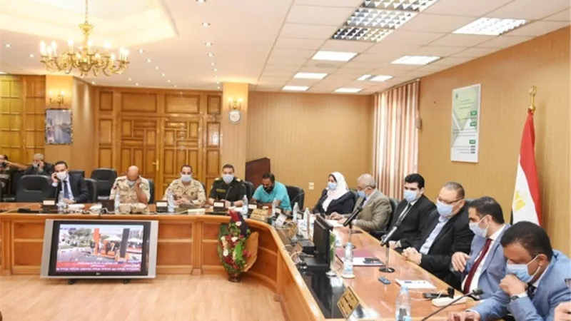 محافظ الشرقية يتابع انتخابات الشيوخ من غرفة العمليات الرئيسية