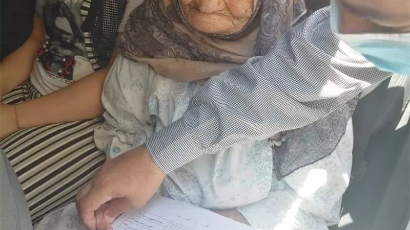 أكبر معمرة في الشرقية تدلي بصوتها في انتخابات مجلس الشيوخ