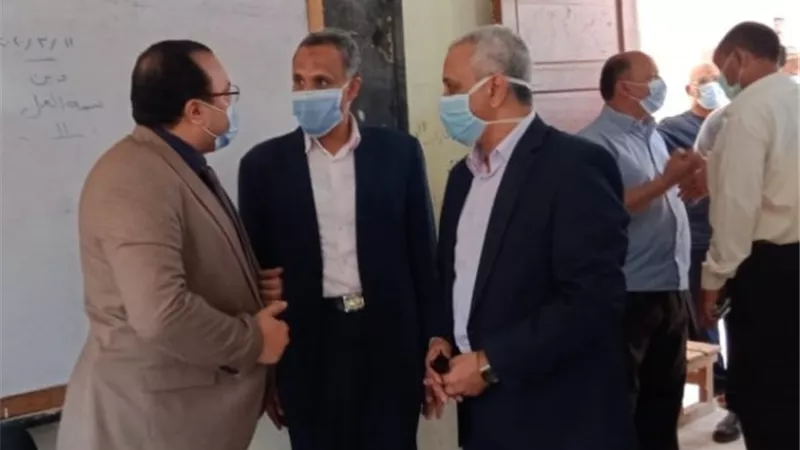 سكرتير مساعد بنى سويف يتابع انتخابات الشيوخ بناصر.صور