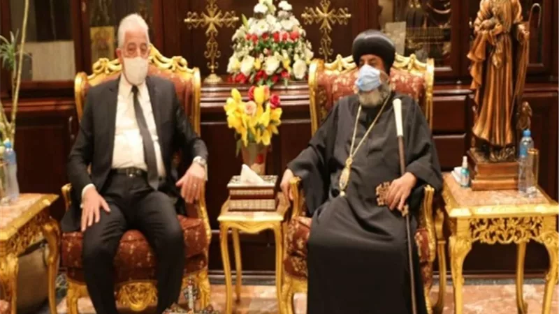 فودة يهنىء اسقف جنوب سيناء بقرار إعادة فتح الكنائس