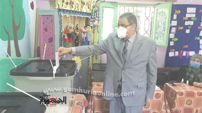 قيادات جامعة كفرالشيخ تشارك في إنتخابات مجلس الشيوخ