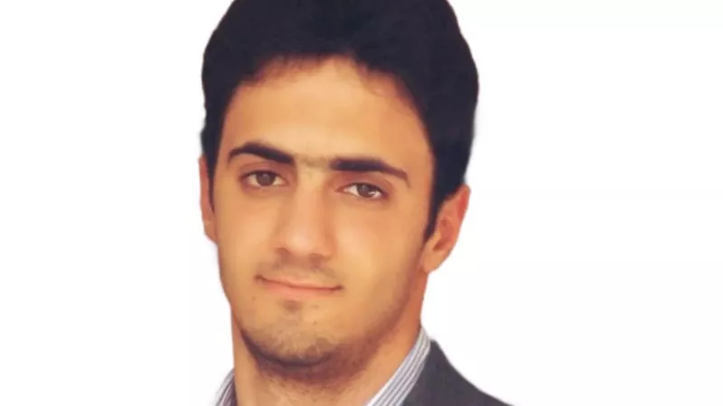 تغريدات متنمر