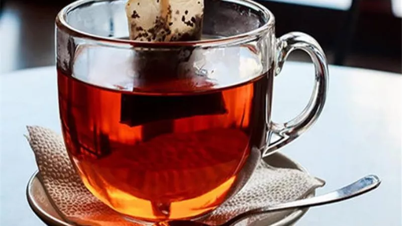 احذر الافراط فى تناوله...7 أضرار للشاى الاخضر