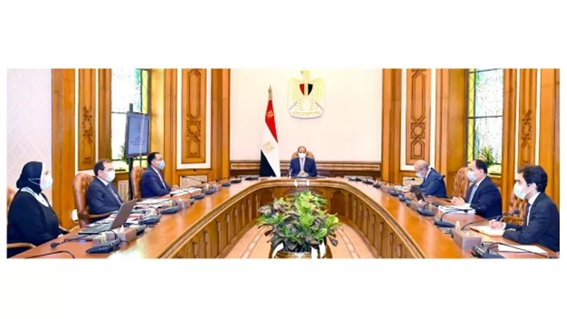 الرئيس يوجه بتوفير المناخ الداعم لقطاع الصناعات الوطنية الثقيلة ومقدمتها الحديد والصلب