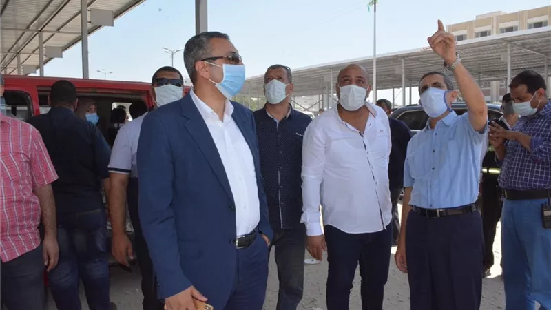 محافظ الغربية في جولة مفاجئة لمركز طنطا ويوجه برفع التراكمات الترابية والإشغالات