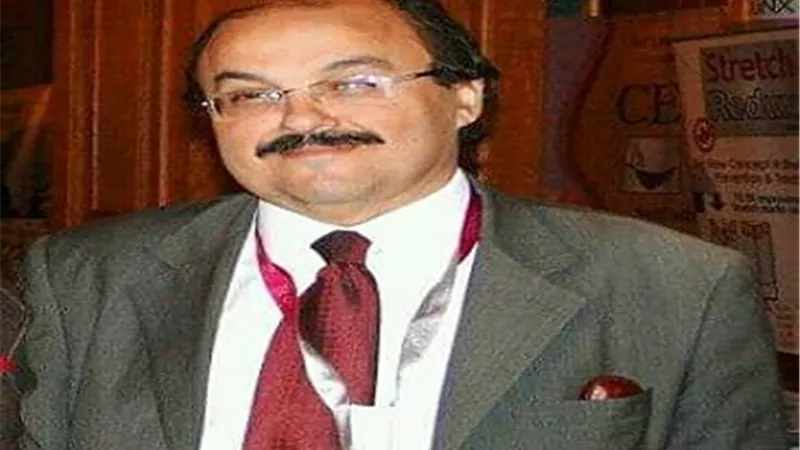 وزير التعليم العالي ينعى الدكتور خالد مكين أستاذ جراحة التجميل بطب القاهرة