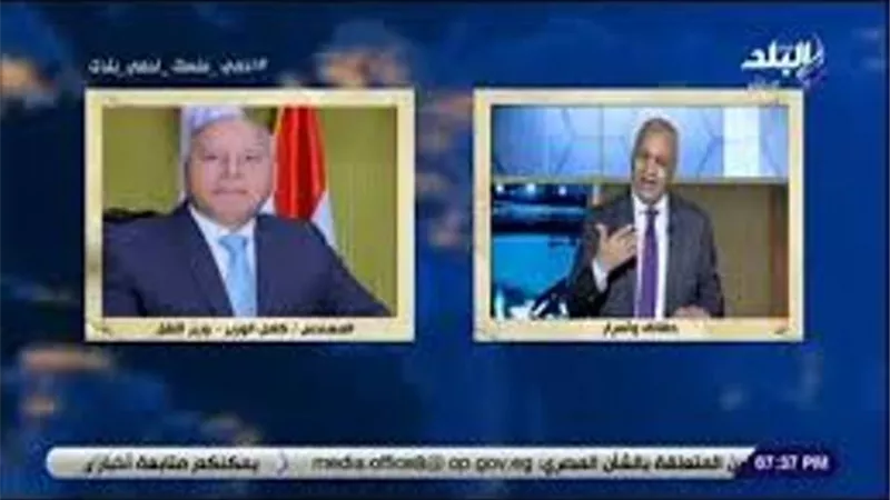 مصطفى بكري: وزير النقل يصنع المستحيل.. ولا يعرف الراحة.. فيديو