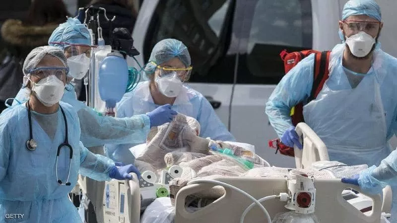 فرنسا تسجل ذروة جديدة في الإصابات بكورونا