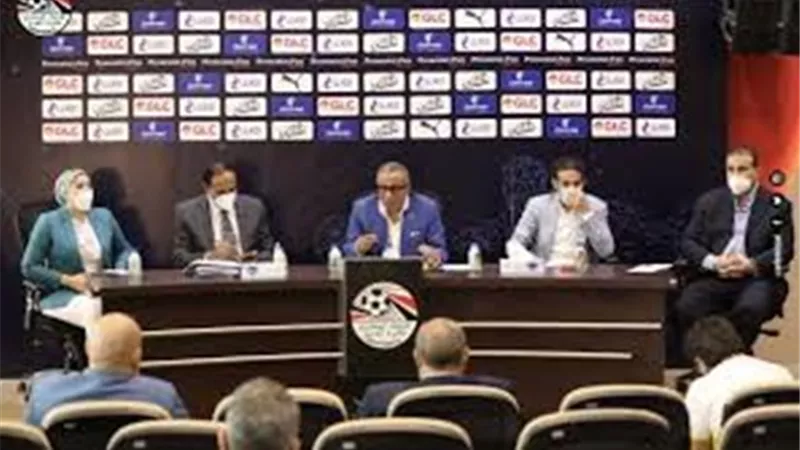 اتحاد الكرة: من إرتكب خطأ يتحمل نتيجته .. وعقوبات صارمة على المصرى حالة ثبوت تزوير فى المسحات