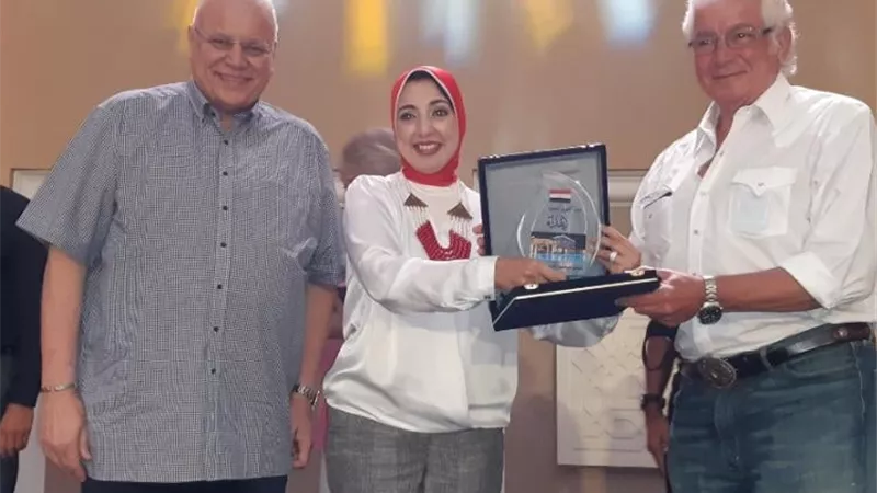 شبح الصاعقة المصرية الجيش مُمَثِل لكل بيت مصري والترابط بينه وبين الشعب سبب الانتصارات المتكررة