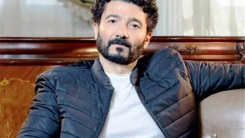 الموت يفجع خالد النبوى