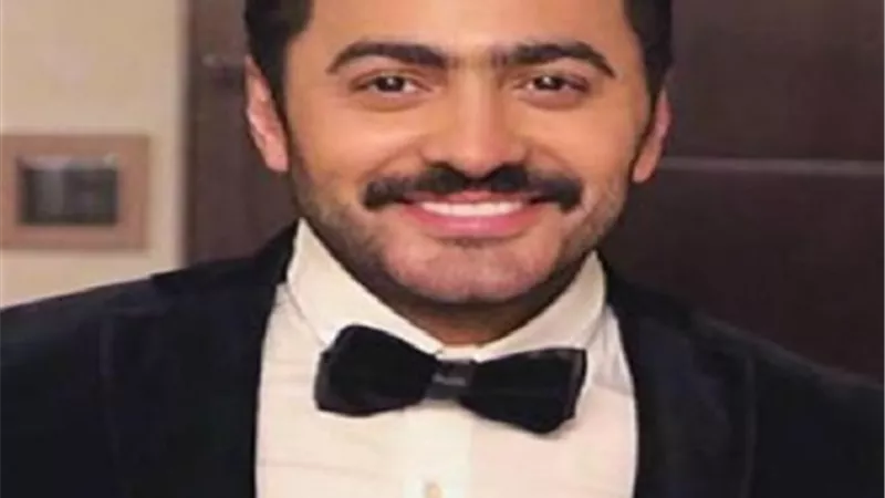ماذا طلب تامر حسنى من جمهوره بعد احتفالهم بعيد ميلاده