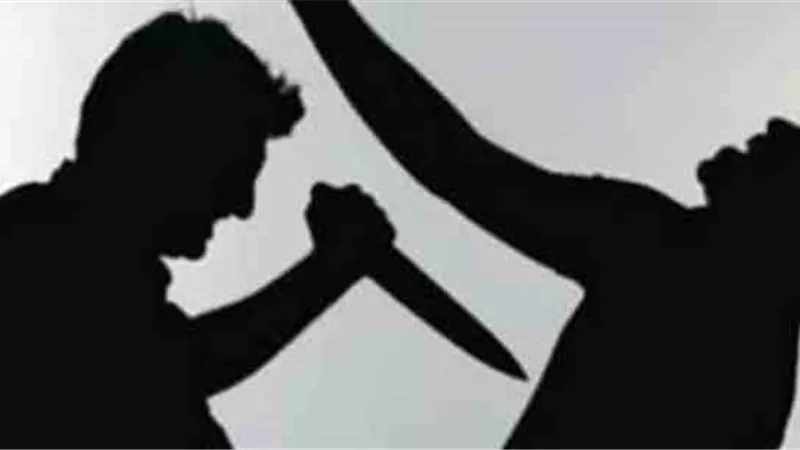 جريمة شرف ..عامل يذبح عشيق زوجته بعد ضبطهما فى أوضاع مخلة بـ 15مايو