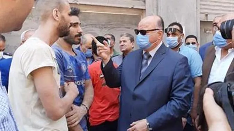 طبقا لبلاغ حارس عقار قصر النيل.. محافظ القاهرة: نبحث عن شخصين تحت الأنقاض
